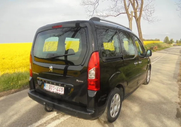 Peugeot Partner cena 15800 przebieg: 235700, rok produkcji 2010 z Sieradz małe 154
